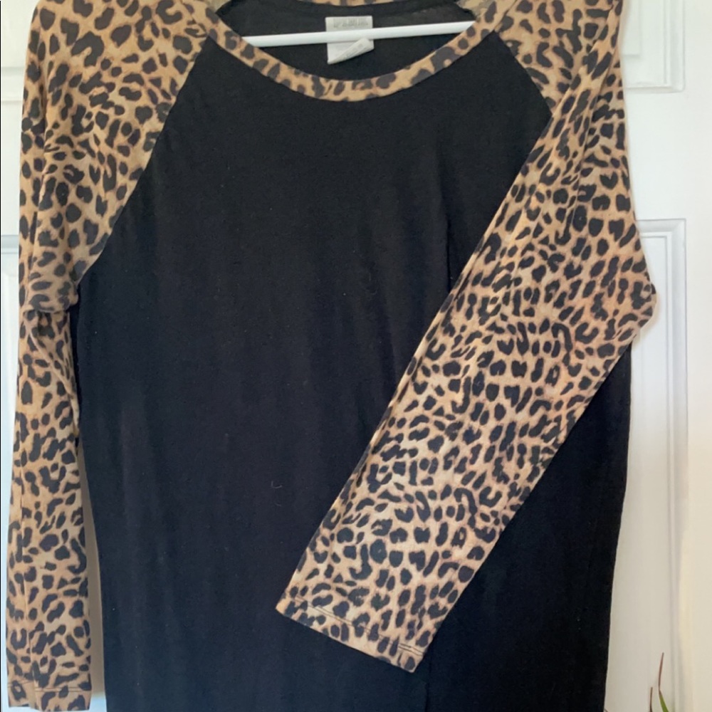 Black and Leopard Regan tee